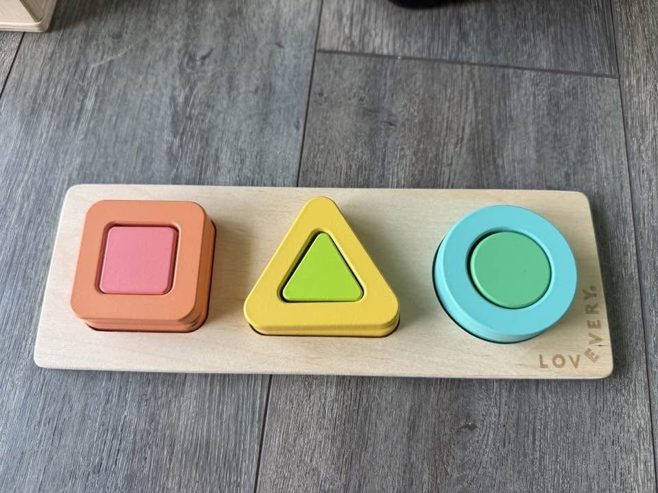 Lovevery Learning Toys The Realist Play Kit (Months 19, 20, 21)