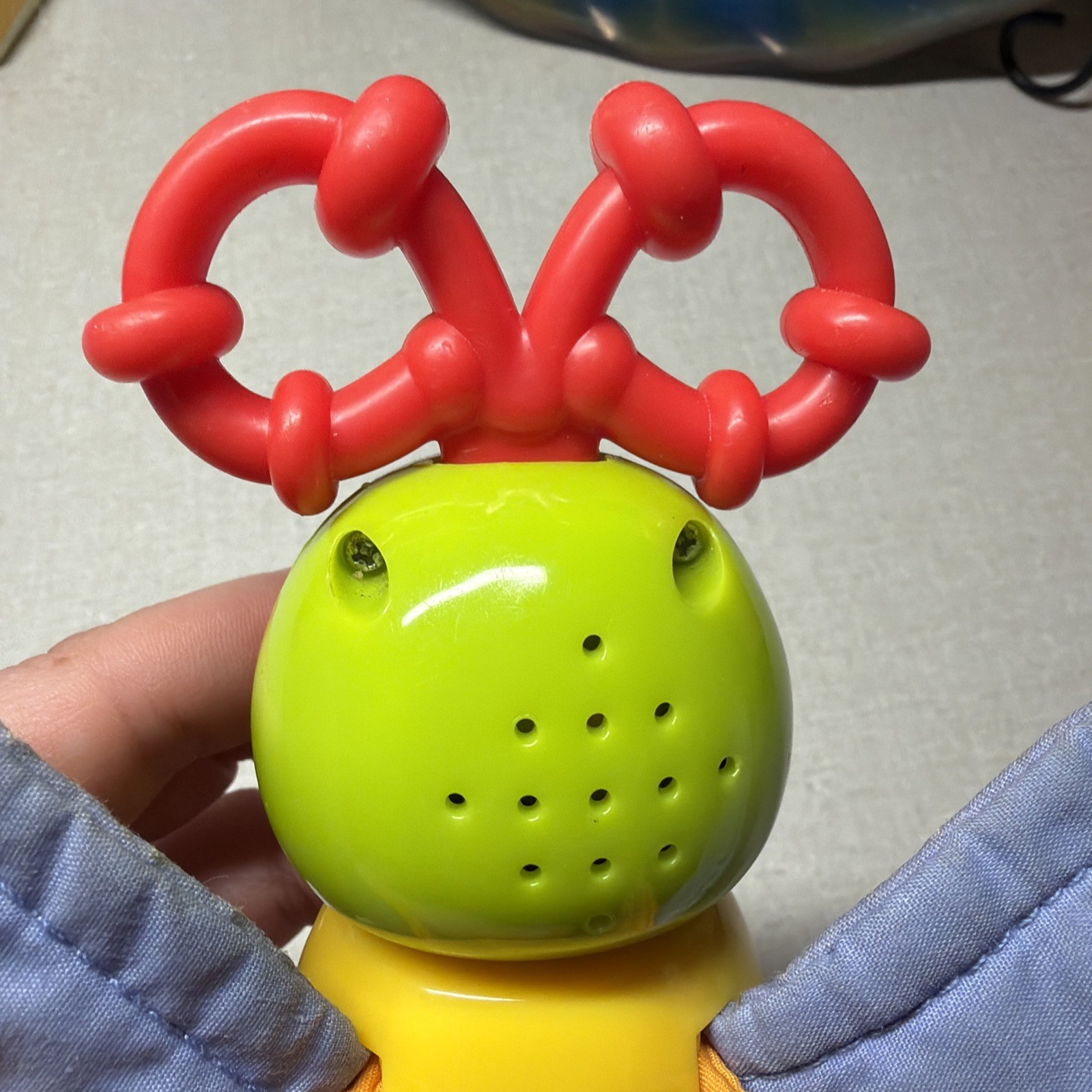 Bright Starts Twisty Bug dragonfly butterfly take along baby toy rattle lights