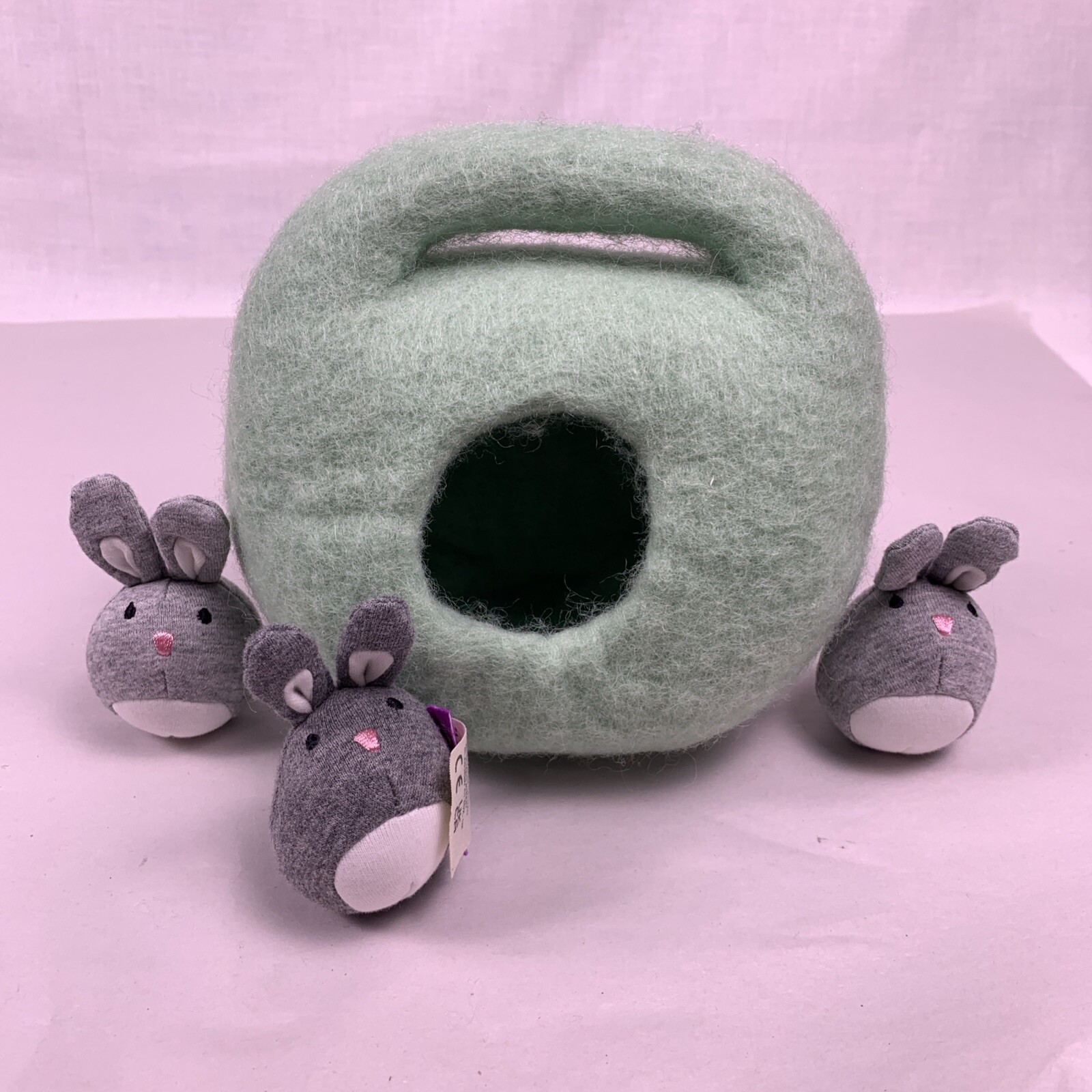 Lovevery Bunnies In A Felt Burrow Babbler Kit 13-15 Months Montessori 3 Bunnies