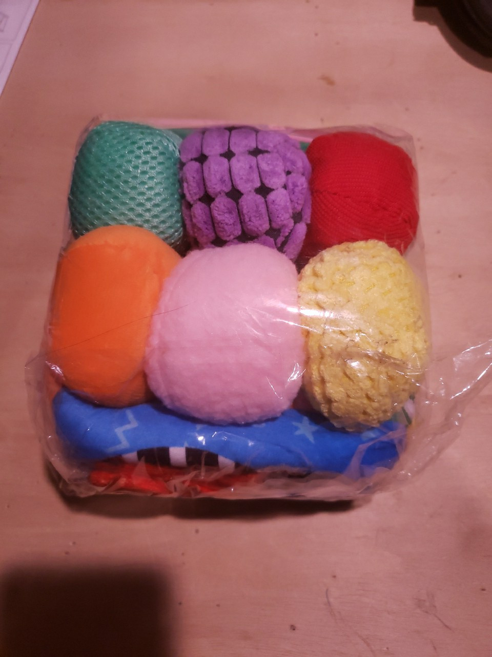 Sensory Busy Cube -Montessori Infant Toy with Textured Sensory Balls New Unopend