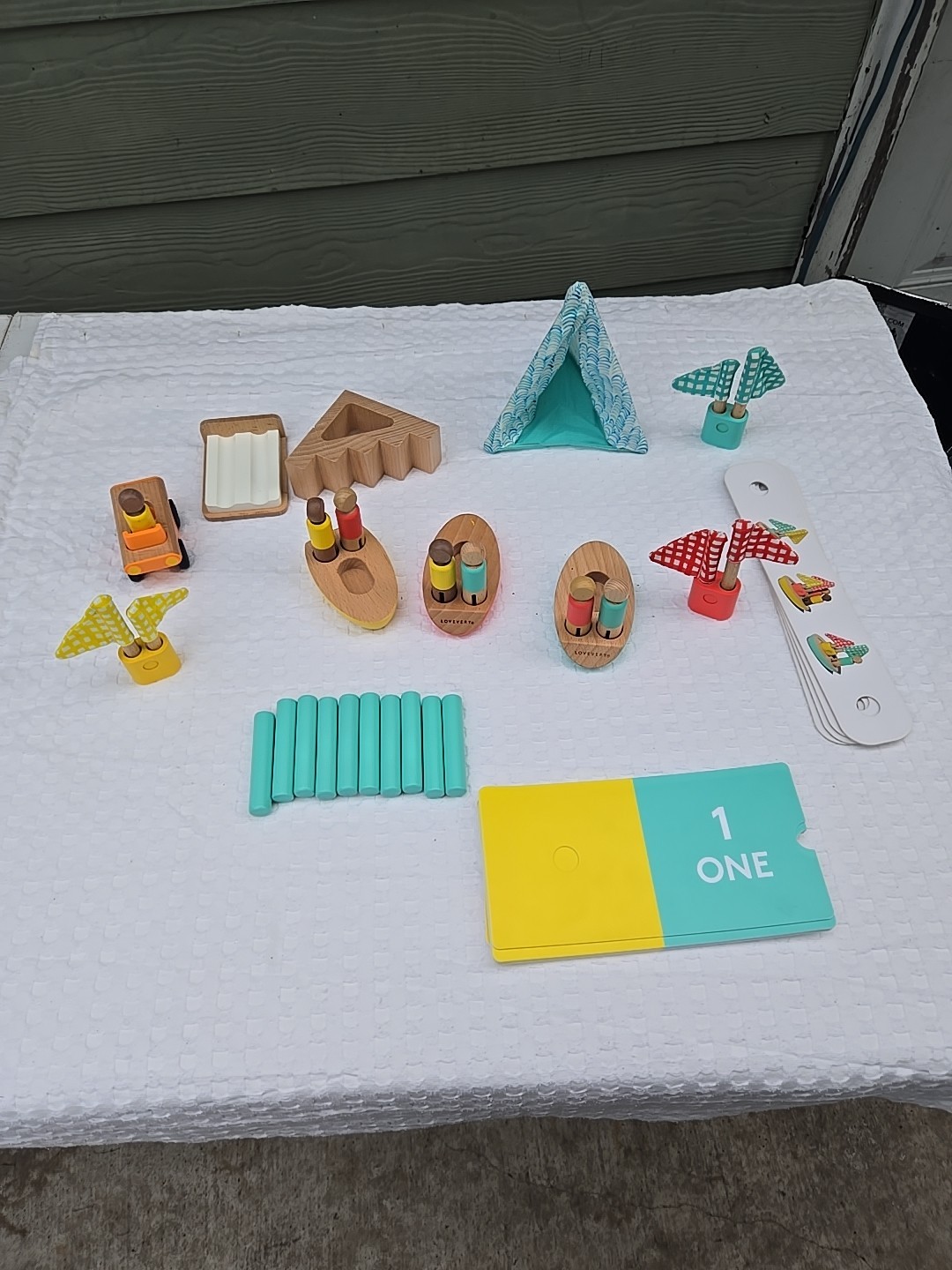 Lovevery Wooden Montessori Toy Lot Counting Sorting Fine Motor Baby Toddler Set