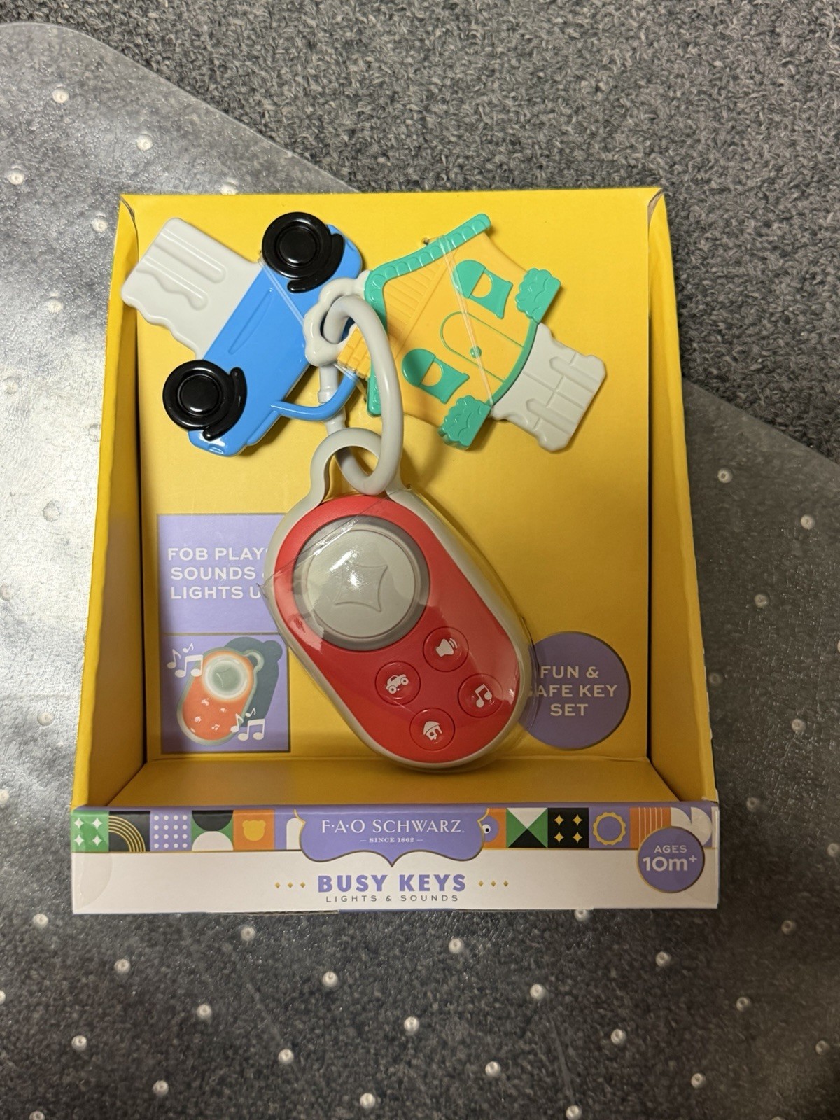FAO Schwarz Busy Keys Lights & Sounds Infant Toddler Toy Car Key Ring Fob 10m+