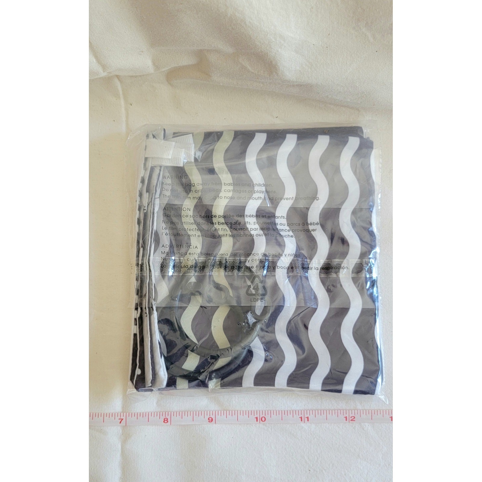 Remi + Zo Baby Crinkle Paper 4 PK Black White High Contrast Sensory Toys New