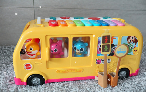 Pinkfong, Baby Shark, Piano Bus