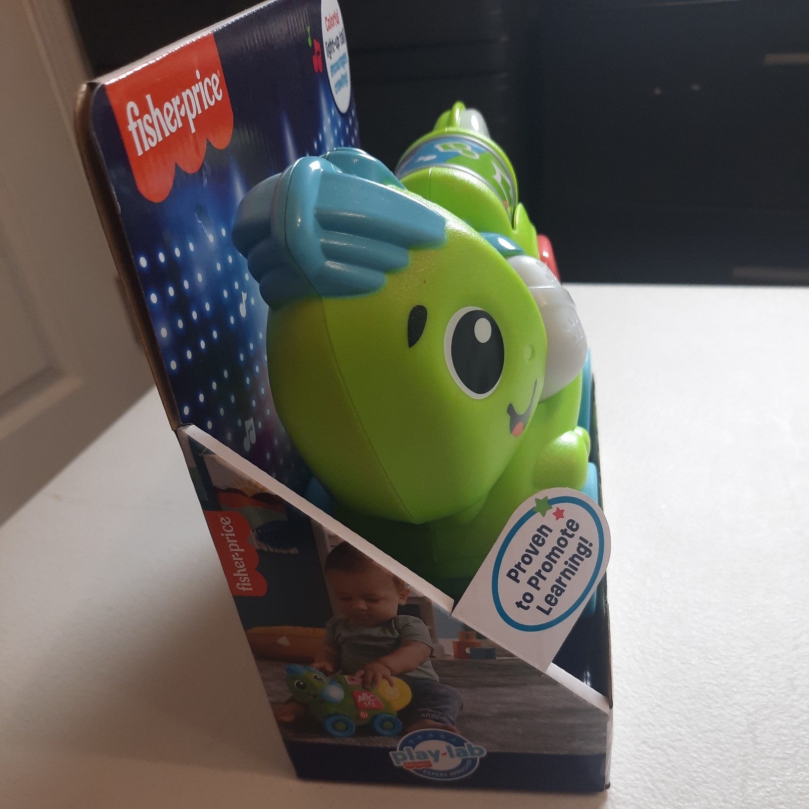 Fisher Price Link Squad Crawl n Colors Chameleon Interactive Learning Toy