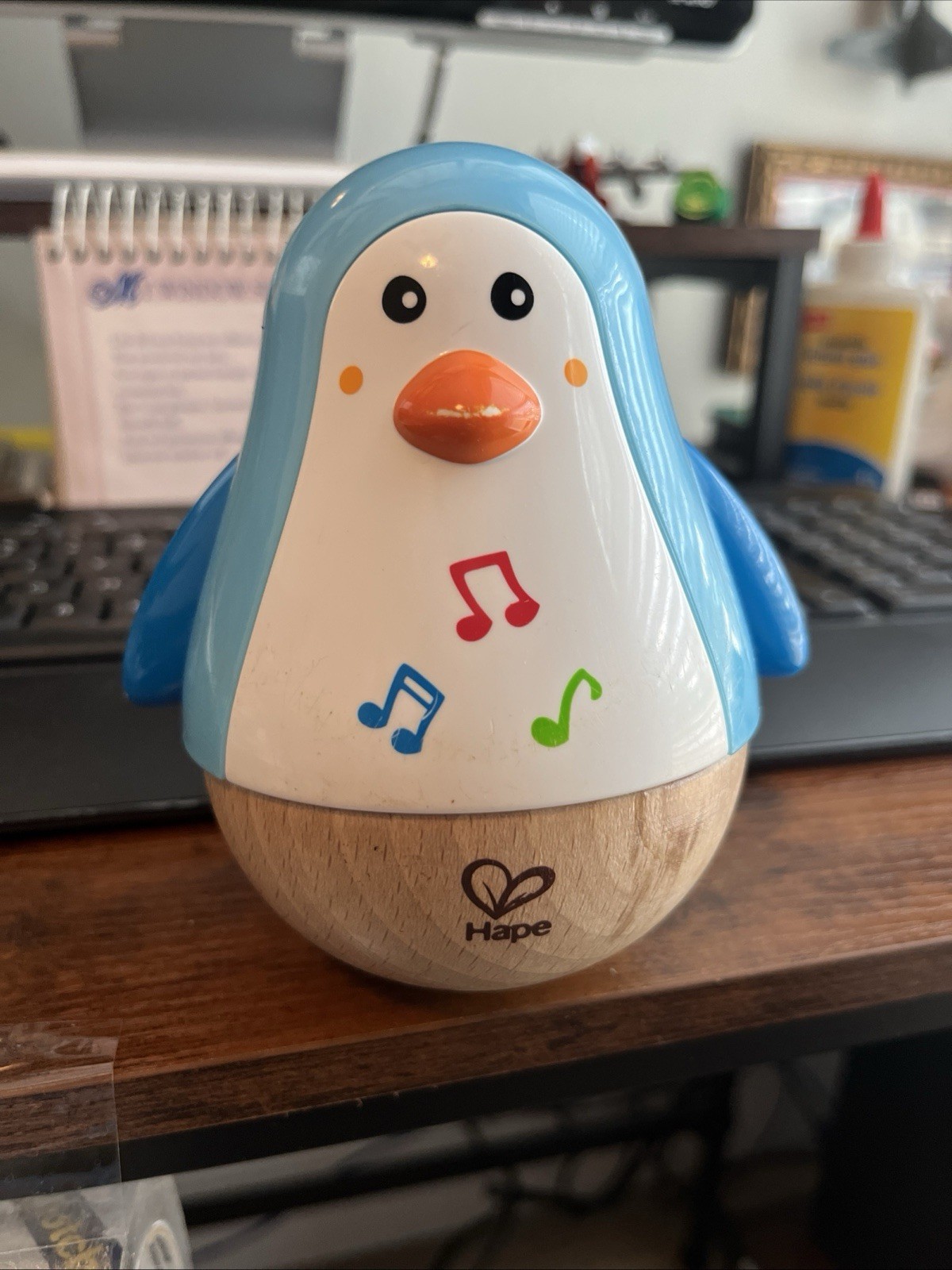 Hape: Penguin Musical Wobbler W/ Tinkling Sounds & Moving Arms As It Waddles