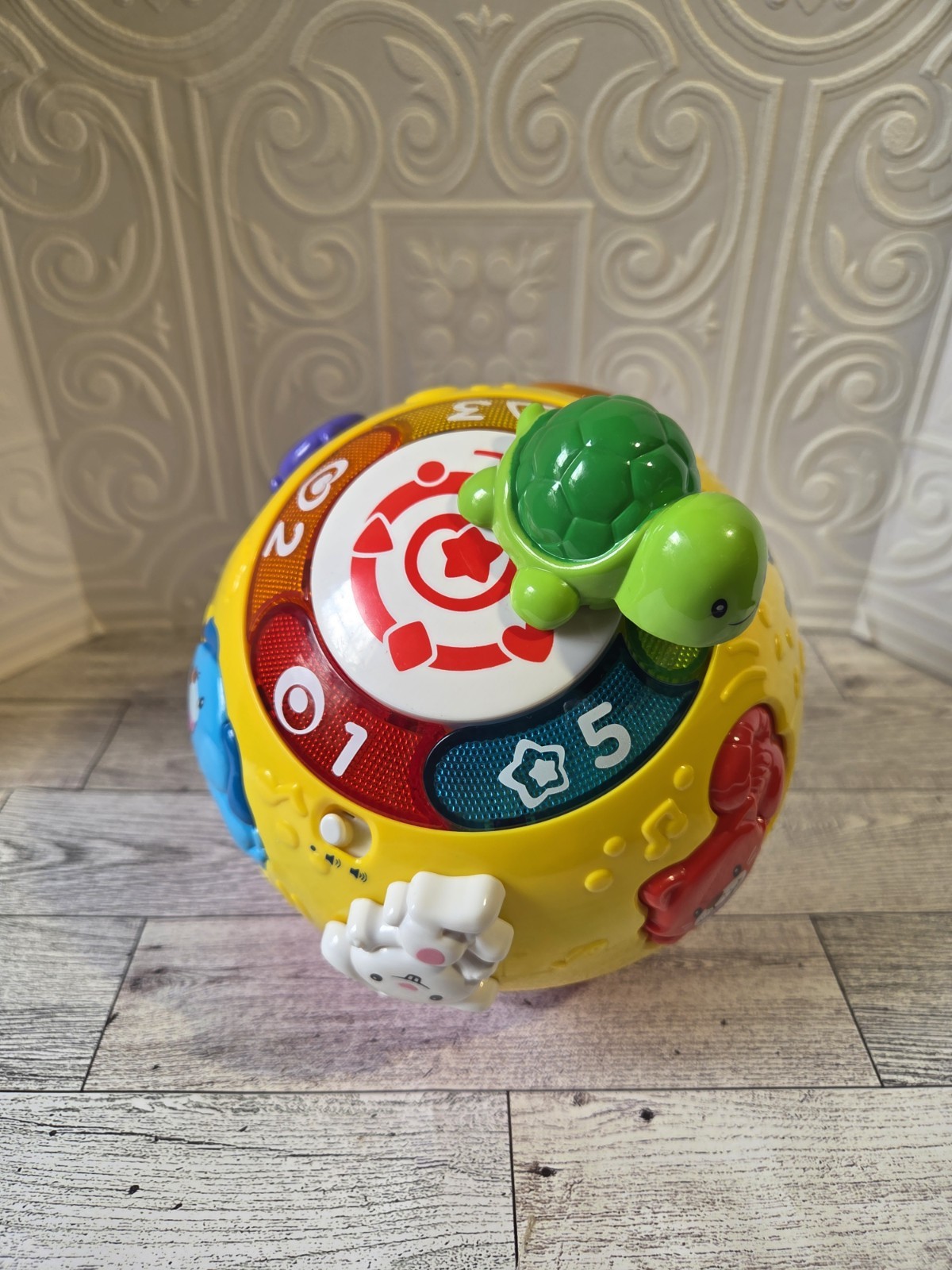 VTech Wiggle and Crawl Ball Toy – VT8162 Moves, Rolls, Talks, Sings- Baby Toy