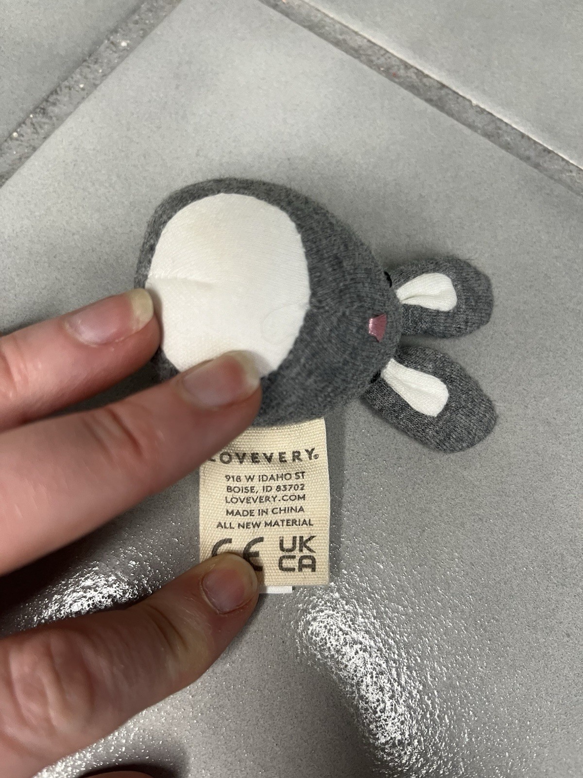 Lovevery Bunnies In A Felt Burrow Babbler 13-15 Months Montessori Toy 3 Rabbits