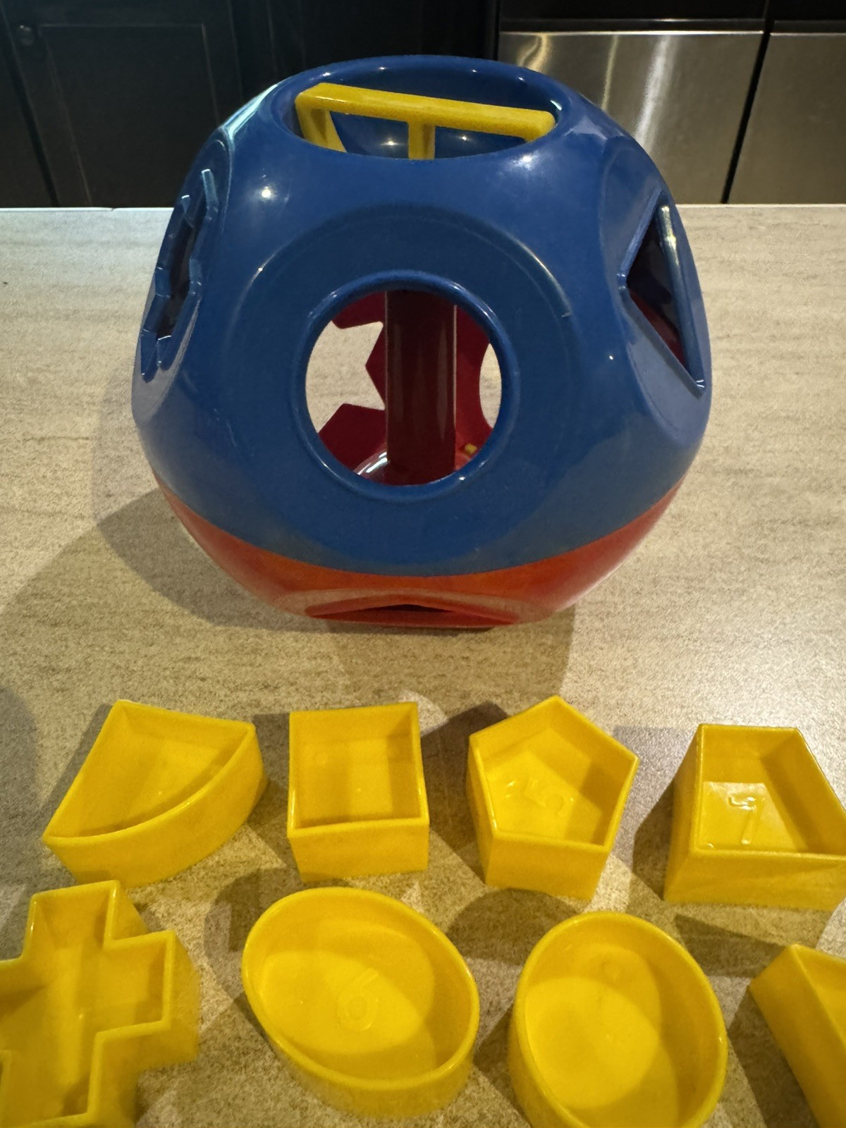 Vintage Tupperware SHAPE-O-BALL Toys Shape Sorter Complete