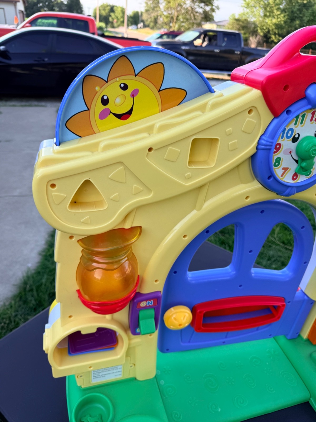 Vintage 2004 Fisher Price Laugh And Learn House – 2 Interactive Play Modes