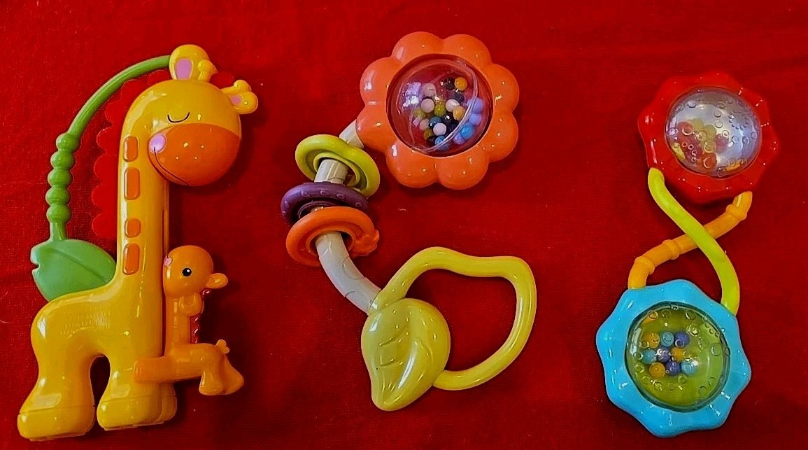 30+ BABY RINGS LINKS Connecting Teether Toys Chain Plus Add On Rattles ELMO NEMO