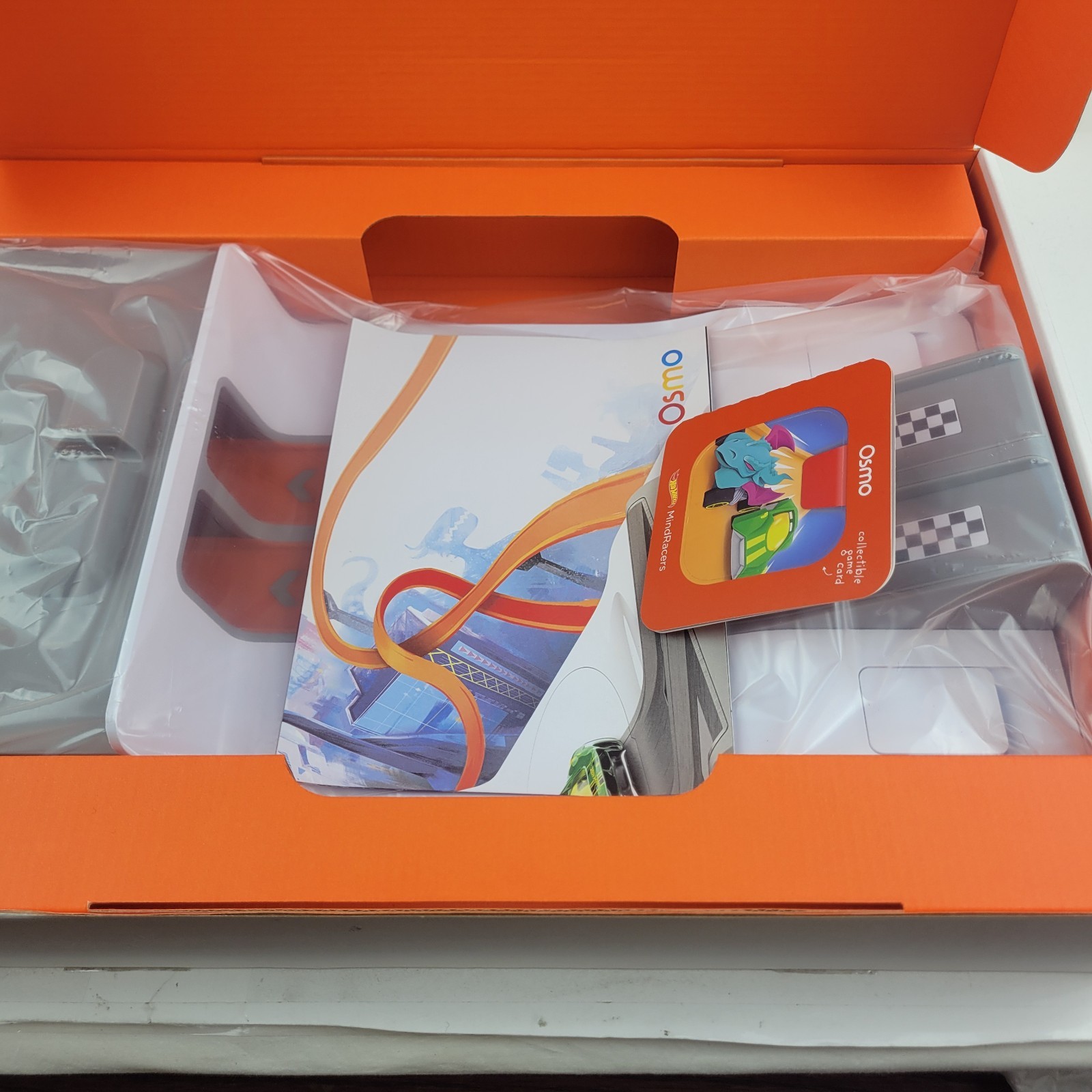 2017 Osmo Hot Wheels Mind Racers w/6 Exclusive Cars And Tokens. Rare New
