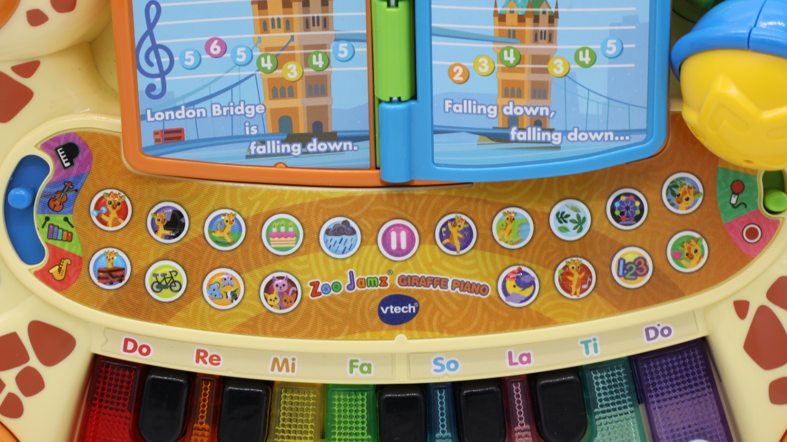 VTech Zoo Jamz Giraffe Piano Interactive Light-Up Musical Toy