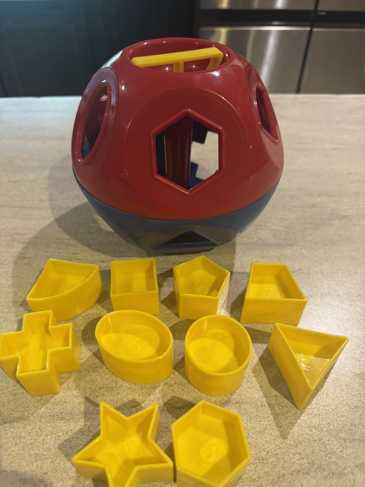 Vintage Tupperware SHAPE-O-BALL Toys Shape Sorter Complete