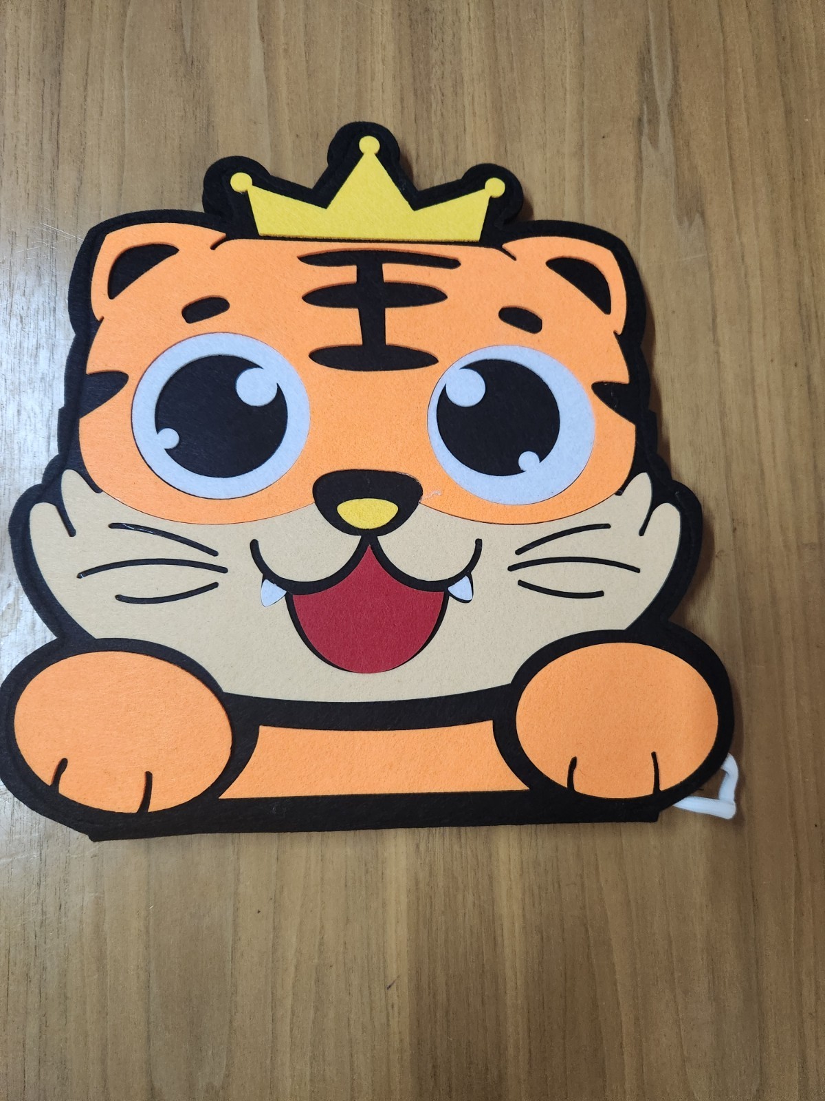 Montessori Felt Cartoon Dressing Learning Board for Toddlers – Tiger Model