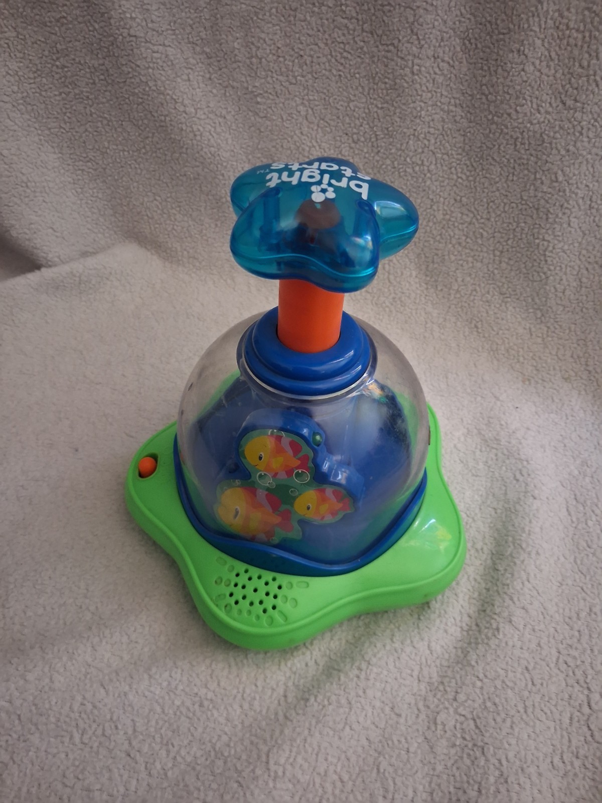Bright Starts Press & Glow Spinner – Swirling Fish, 20 Melodies & Sounds.