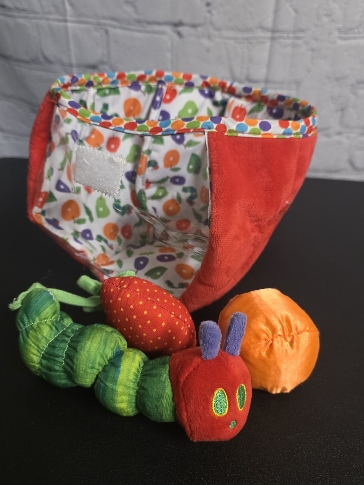 The Very Hungry Caterpillar Eric Carle Apple Plush Toy Baby Toddler Fruit