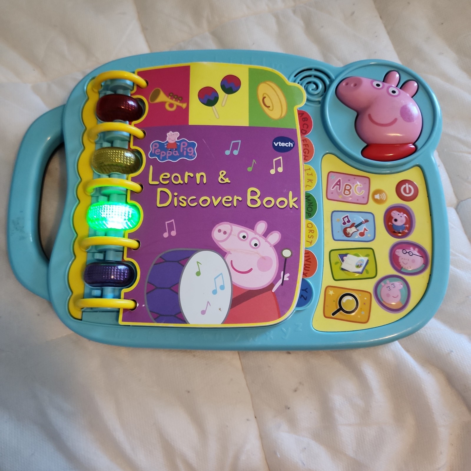 vtech – Peppa Pig – Learn & Discover Book – Music and ABCs