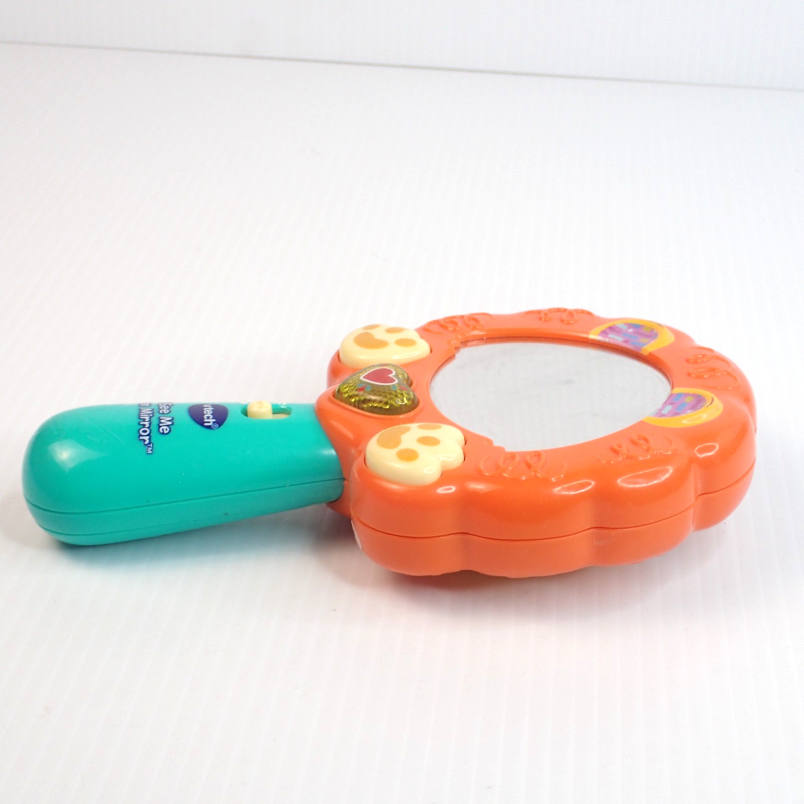 VTech I See Me Lion Mirror Peek-a-Boo Lion Surprise 12-36 months Numbers Music