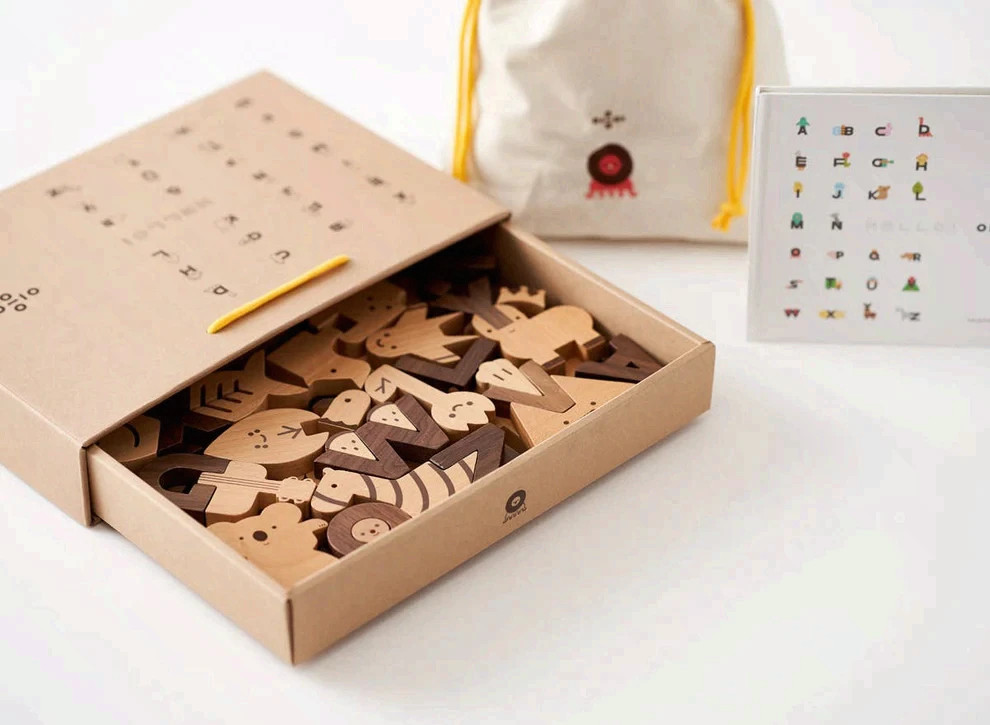 Oioiooi Alphabet Play Blocks Wooden Montessori Learning Educational Kids Toy Set