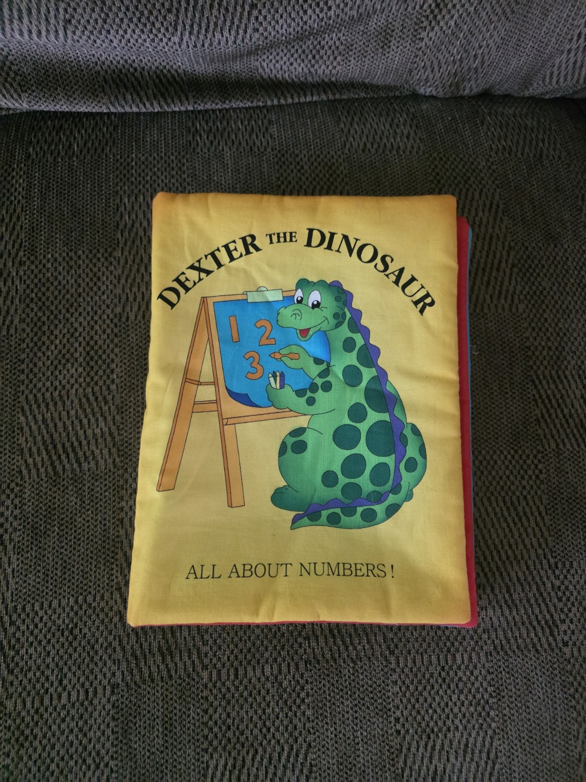 Dexter the Dinosaur Numbers Cloth Book Counting Hand-Eye Coordination Toy