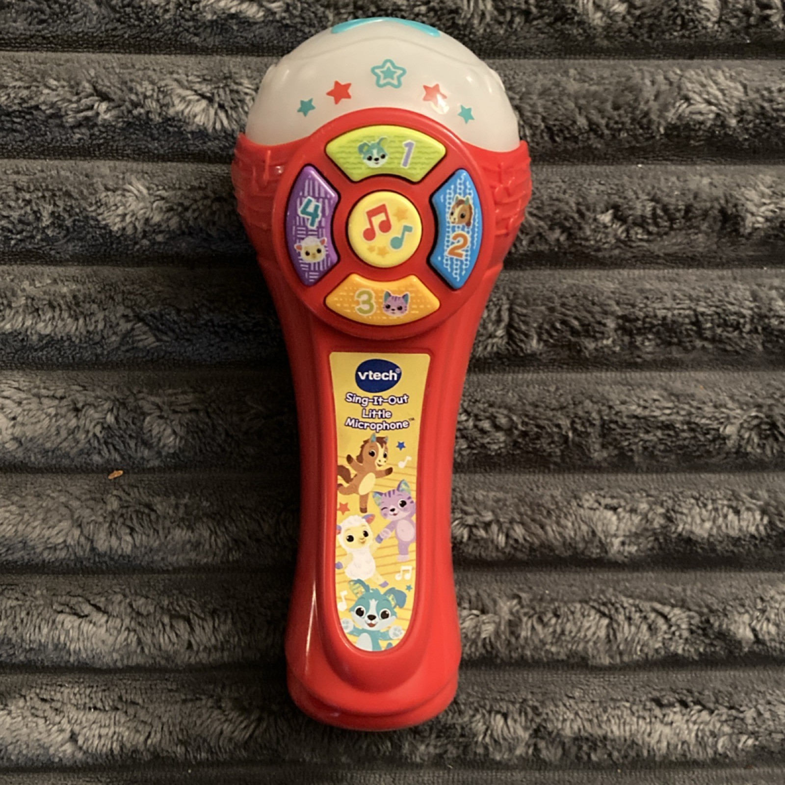 VTech Sing-It-Out Little Microphone Red Musical Light-Up Developmental Toy